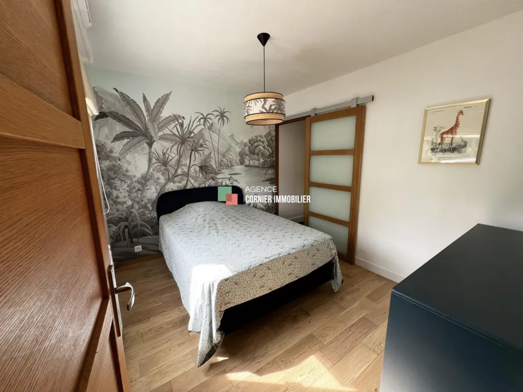 Chambres - Maison Mitoyenne avec Terrasse Sud-Ouest à Acigné