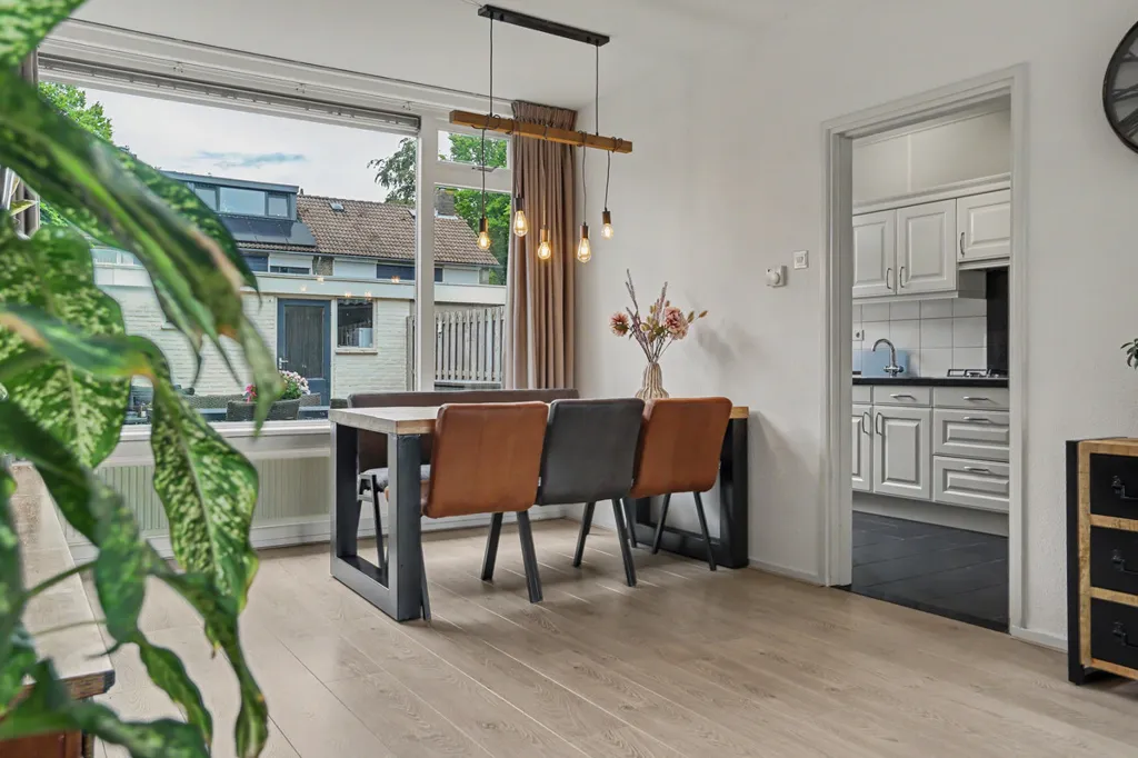 Sala da pranzo - Family-Friendly Semi-Detached House in Hapert