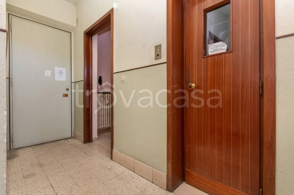 Entrée - Apartment with Balcony in Dronero