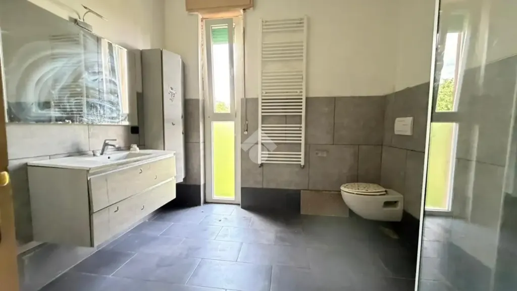 Salles de bain - Independent Apartment with Private Garden in Desio
