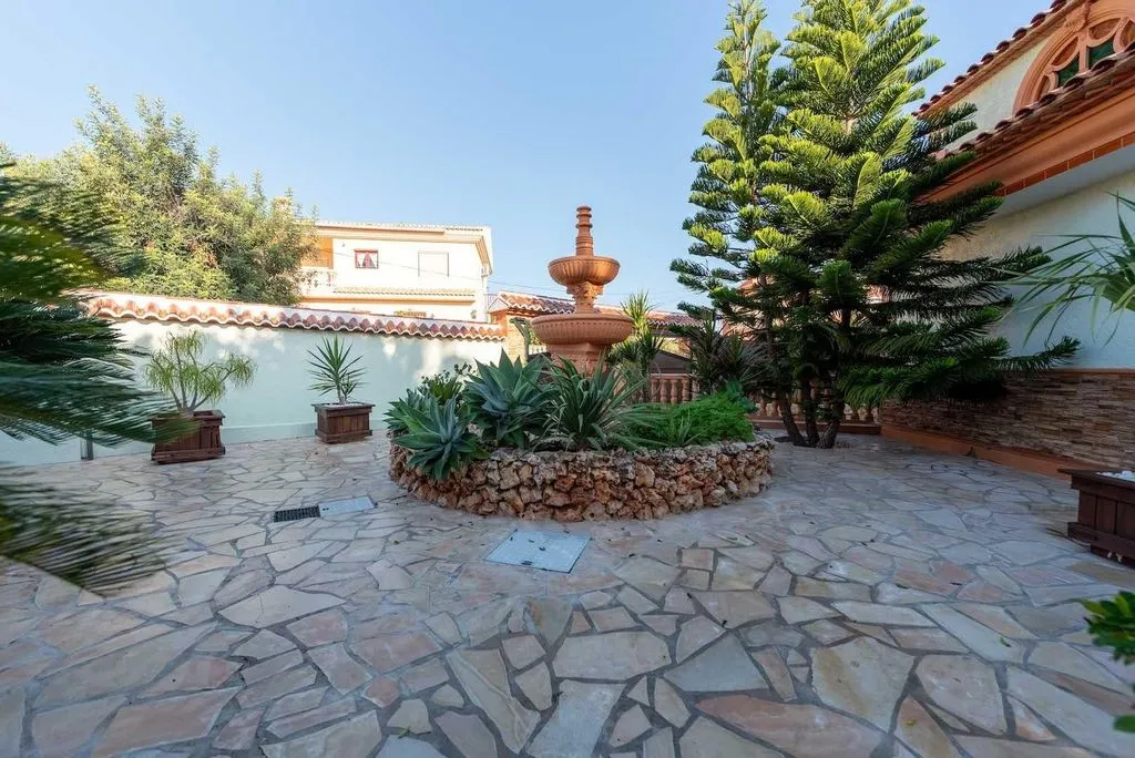 Jardin - Luxury Villa with Pool in Calpe