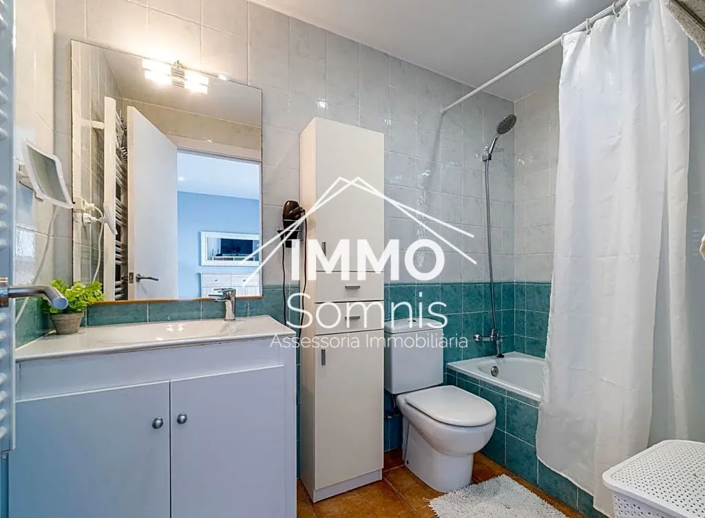 Bagni - Townhouse with Pool in Torroella de Fluvià