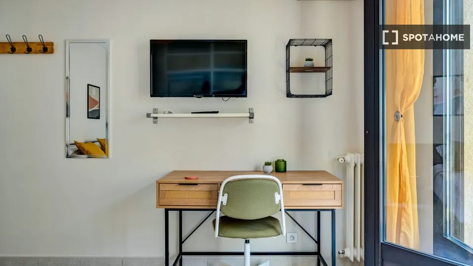 Bureau - Appartement 3 pièces à Saint-Barnabé, Marseille