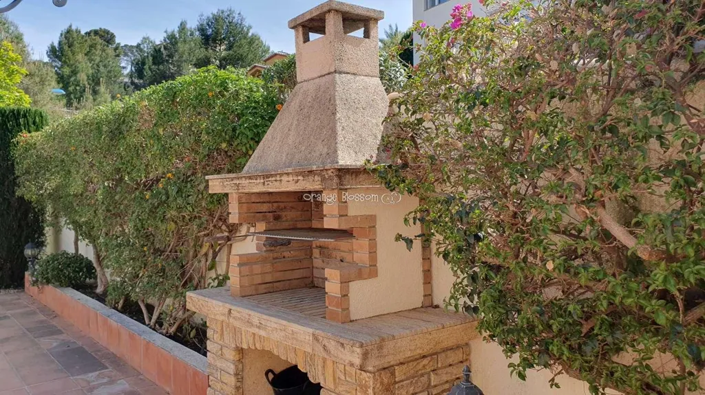 Terrass - Detached Villa with Sea Views in Ador