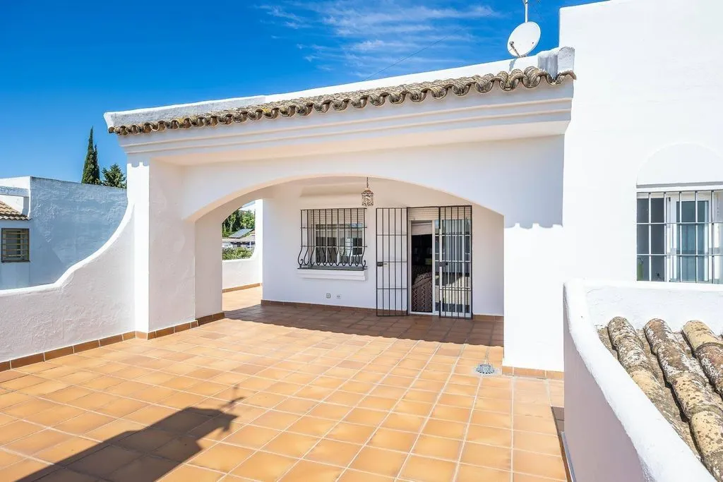 Terrazza - Luxury Villa with Pool in Tomares