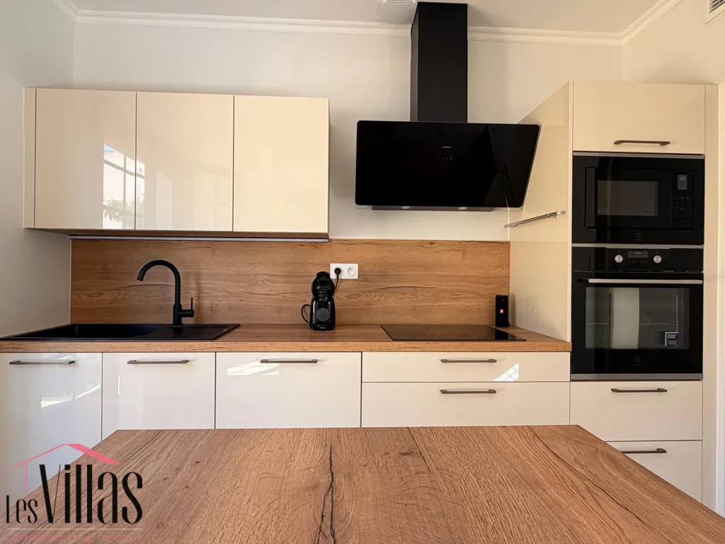 Köök - Renovated Villa with Central Location in Narbonne
