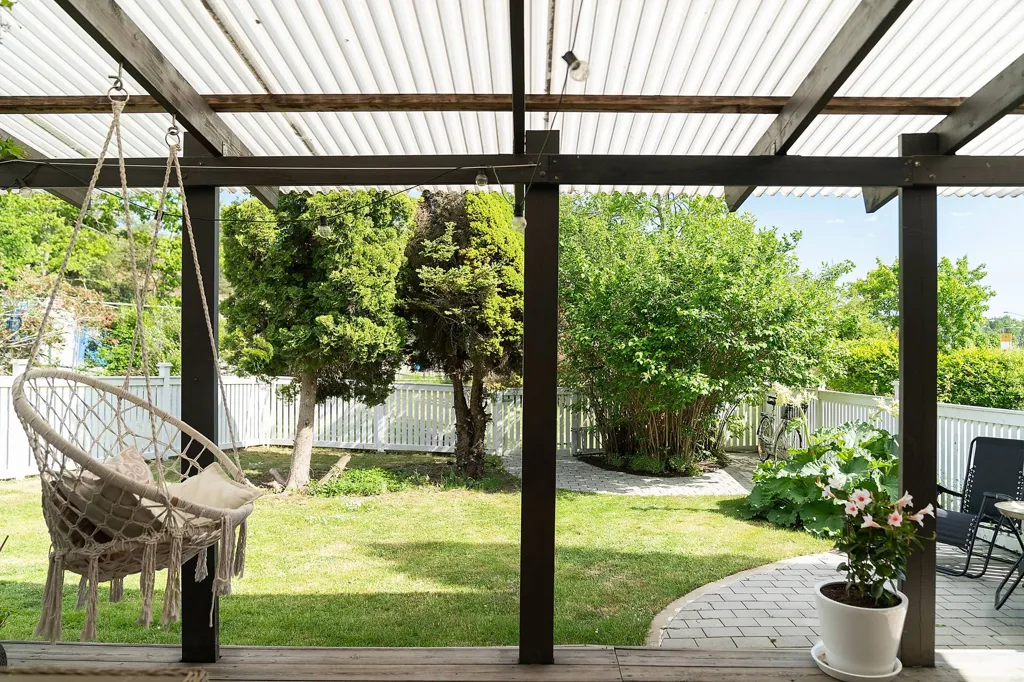 Terrass - Renovated Terraced House with Corner Plot