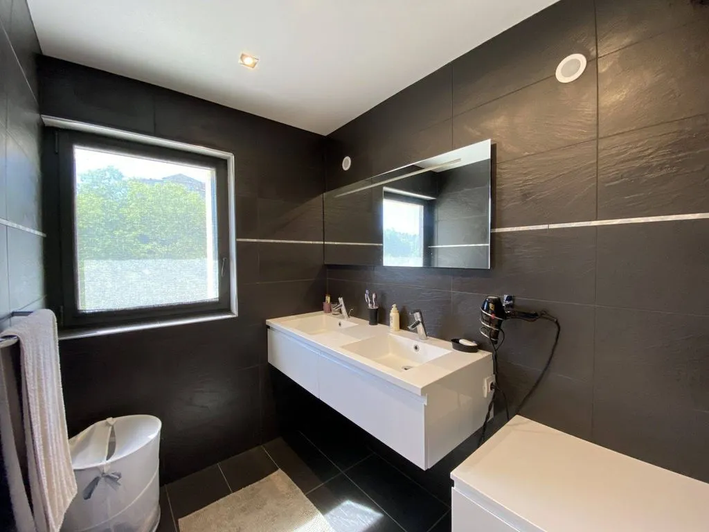 Vannitoad - Luxury House with River View in Auch
