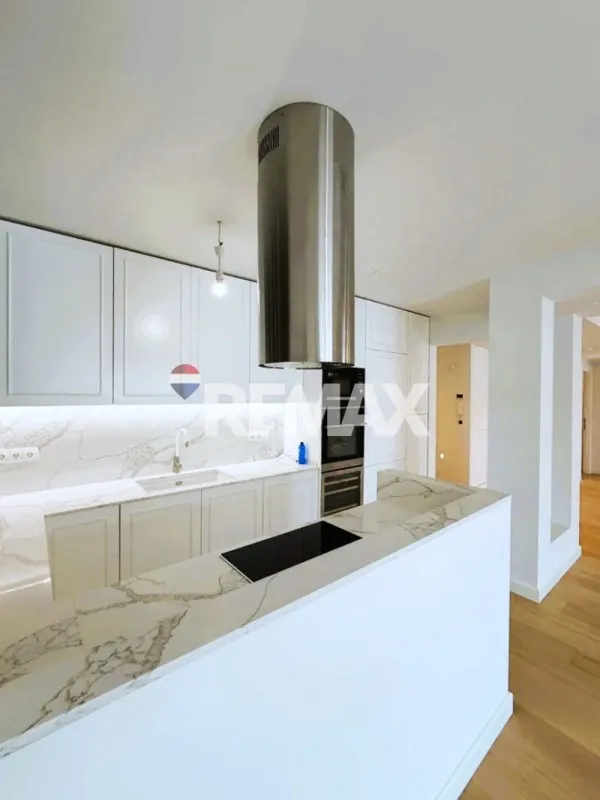 Cuisine - Apartment with Sea View in Nea Paralia