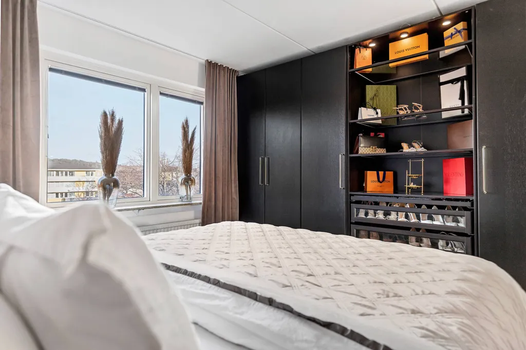 Chambres - Renovated Apartment with West-Facing Balcony in Göteborg