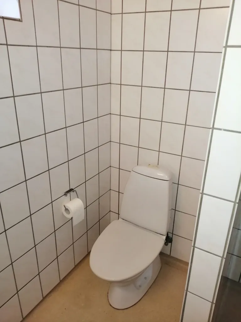 Bagni - Bright 3-Bedroom Flat in Pederstrup