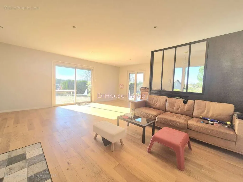 Séjour - Maison de Plain-Pied avec Piscine à Saint-Rémy
