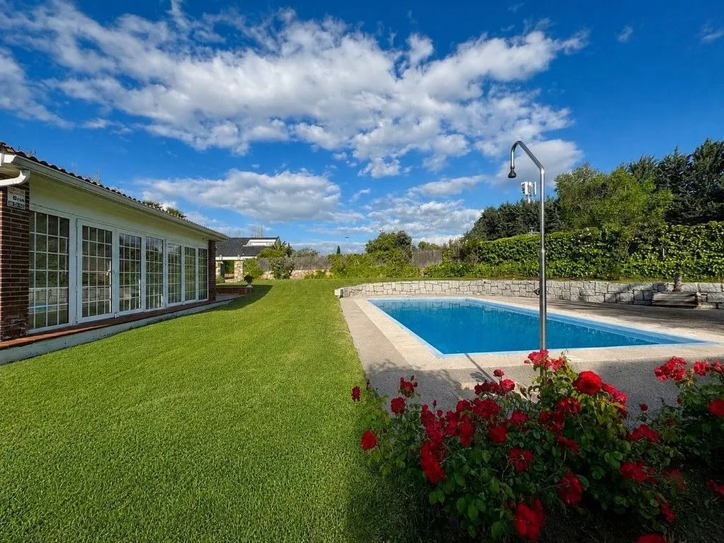 Bassein - Chalet with Pool and Terrace in Santo Domingo