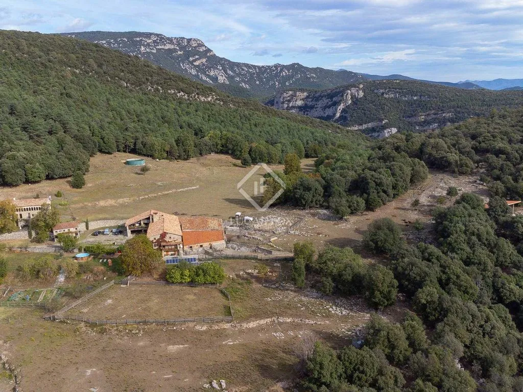 Vista aerea - Country House with Pool in Alta Garrotxa