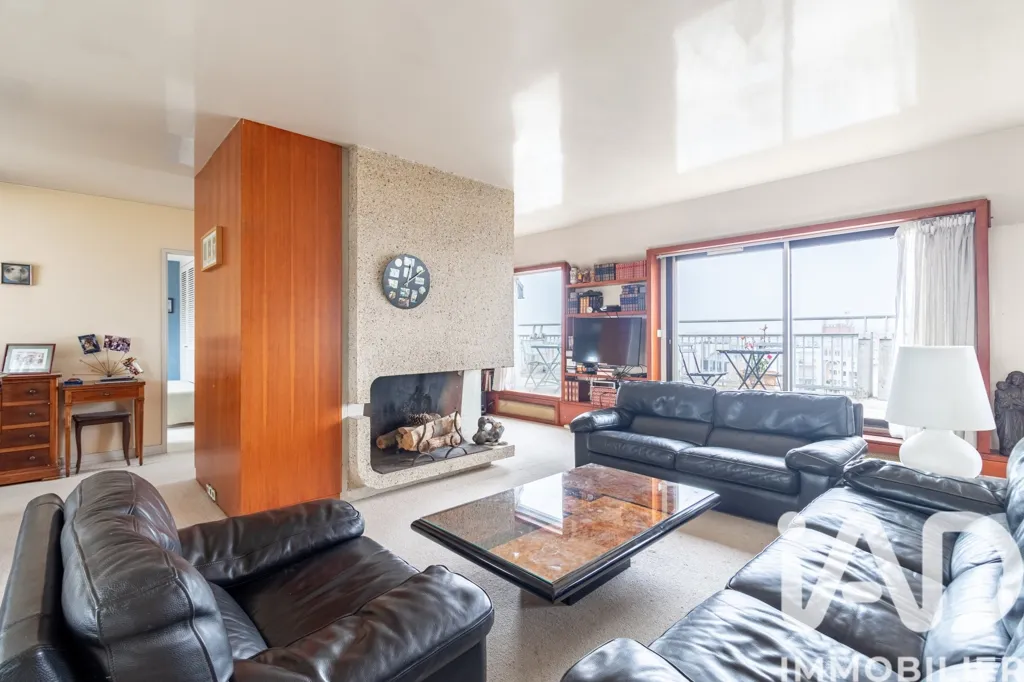 Séjour - Appartement Luxe avec Vue Panoramique sur la Tour Eiffel à Montparnasse