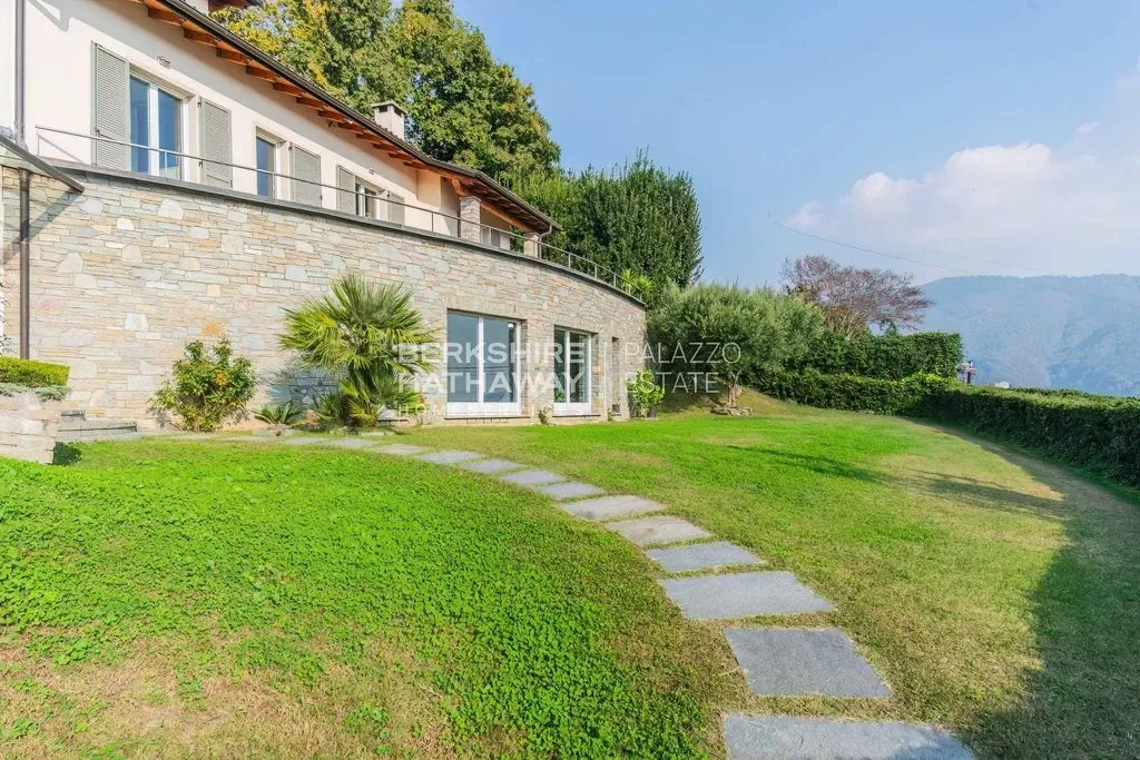 Aed - Luxury Villa with Lake Views in Cernobbio