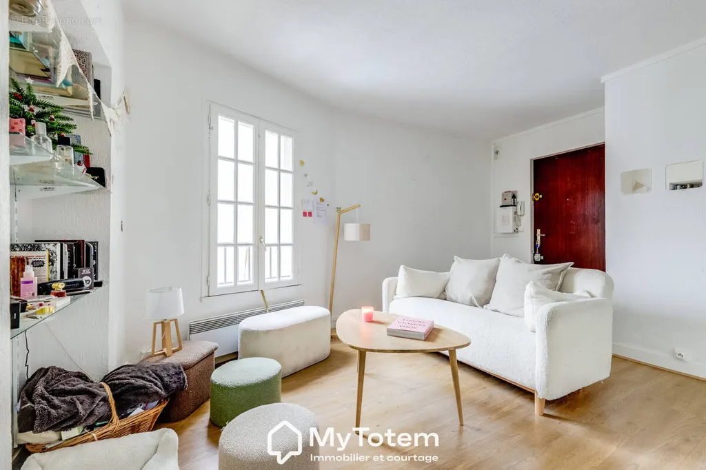 Elutuba - 3-toaline korter asukohas Boulogne-Billancourt