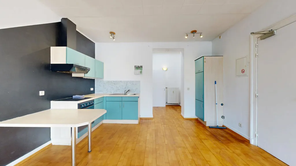 Köök - Bright 1-Bedroom Apartment in Huy
