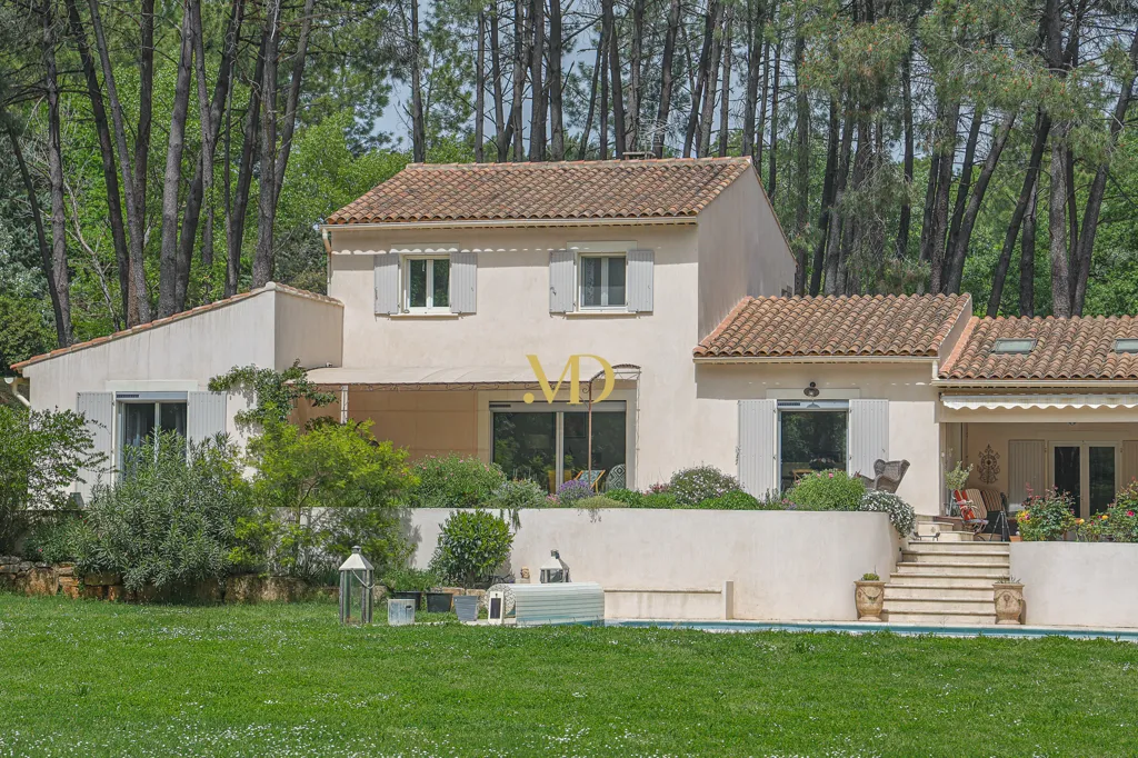 Extérieur - Maison avec Parc Boisé à Roussillon