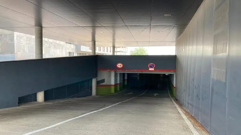 Garage - Commercial Space in Zaragoza Logistics Hub