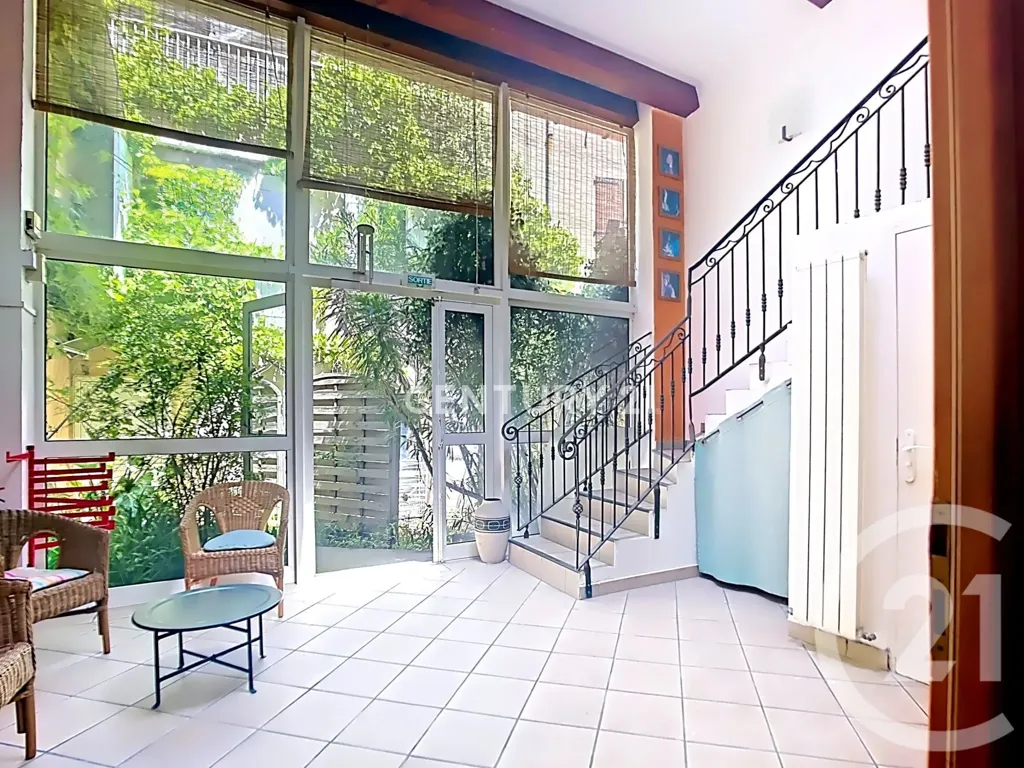 Elutuba - Duplex Professional Space with Garden in Aubagne