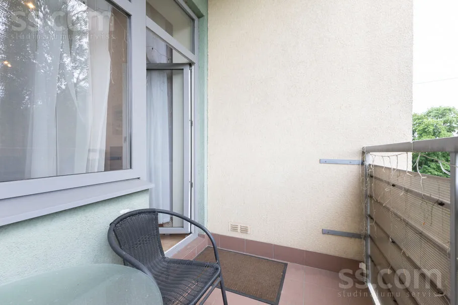 Balcon - Sunny Two-Bedroom Flat in Green Imanta