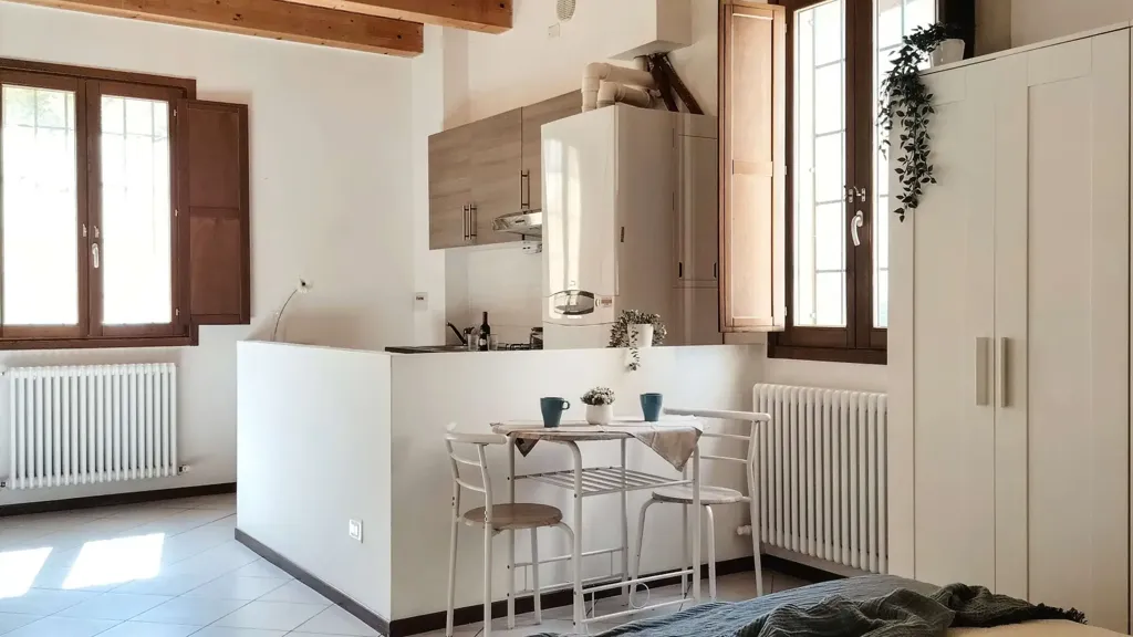 Köök - Studio with Private Courtyard in Cento