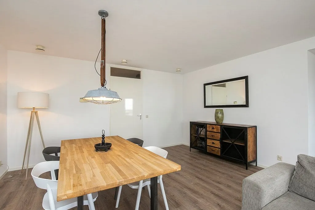 4-toaline korter asukohas Rotterdam