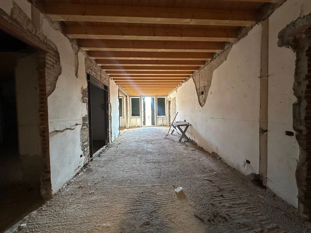 Pièces - Luxury Apartment in Historic Building, Thiene