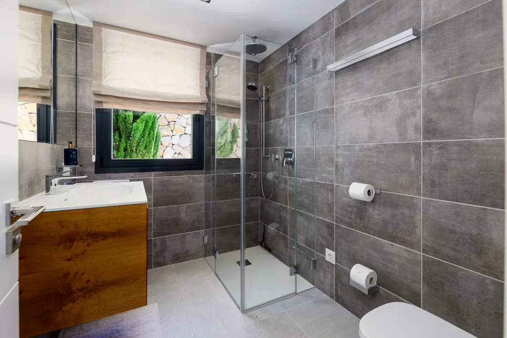 Salles de bain - Contemporary Villa with Pool in Calvià