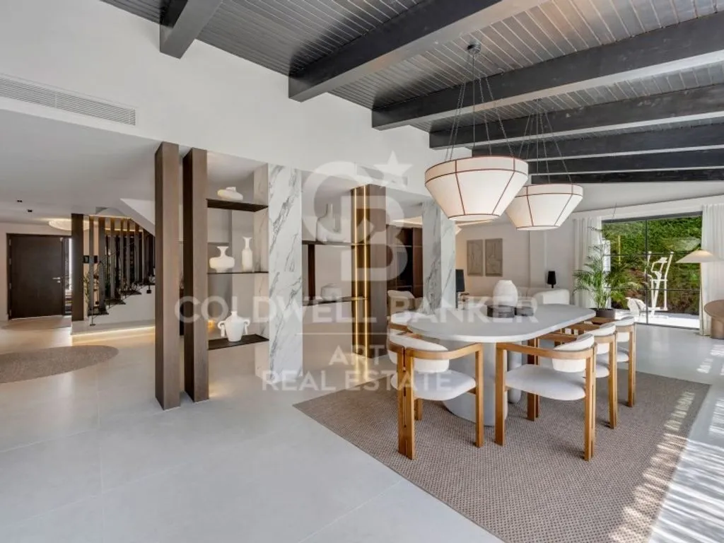 Salle à manger - Luxury Villa with Pool in Nueva Andalucia
