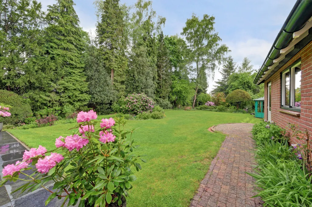 Jardin - Villa with Mature Trees in Ugchelen
