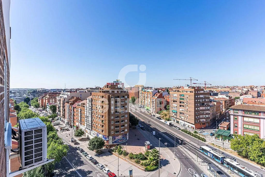 Balcon - Apartment with Terrace in Almendrales, Madrid