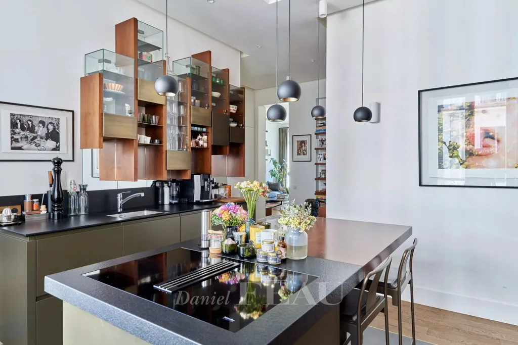 Köök - Architect-Refurbished Apartment with Courtyard View in Paris VIIIe