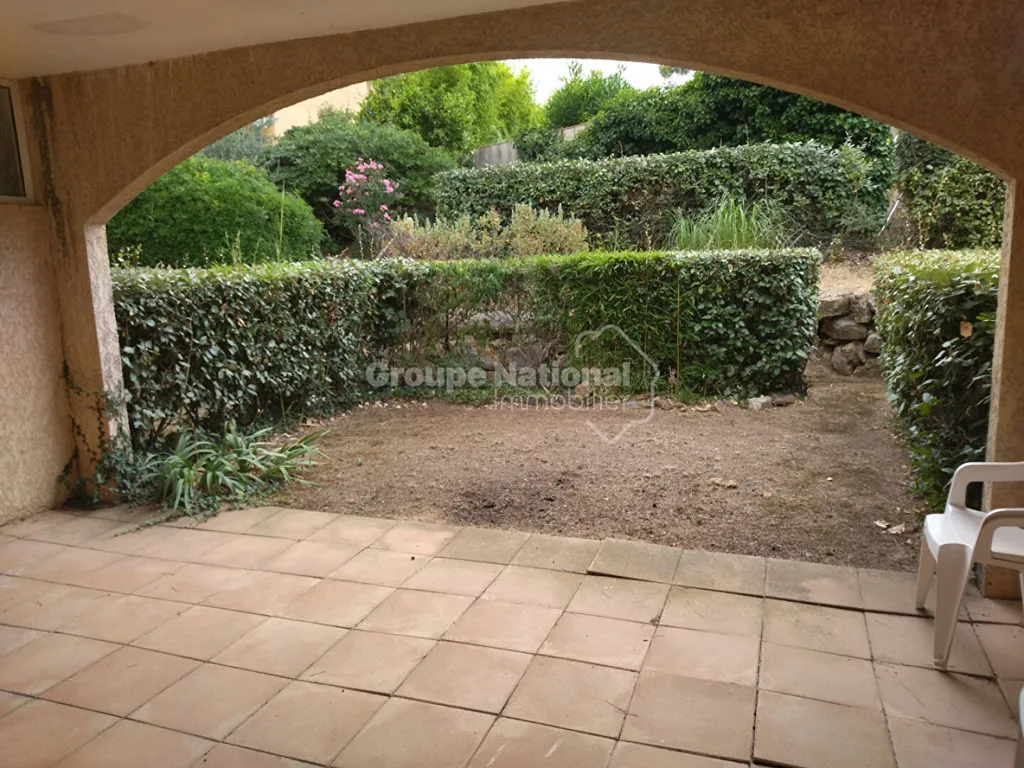 Terrace - Studio with Garden in Senior Residence, Le Thoronet