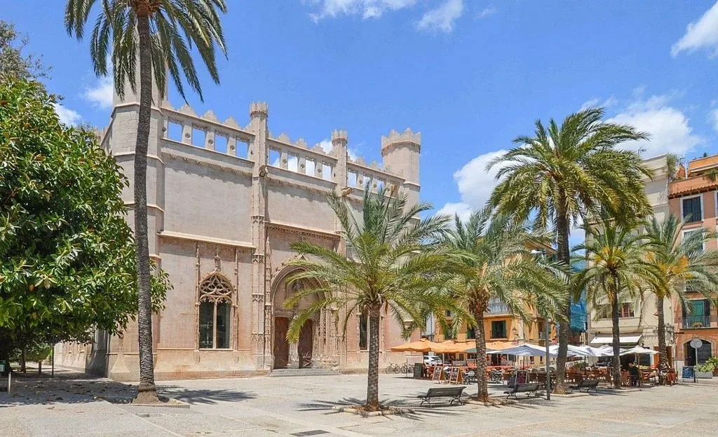 Duplex with Terrace in La Llotja - Sant Jaume