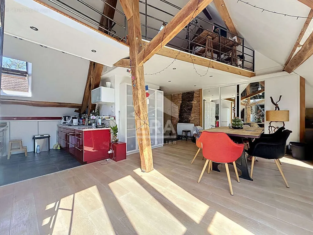 Söögituba - Loft with Character in Dourdan Centre