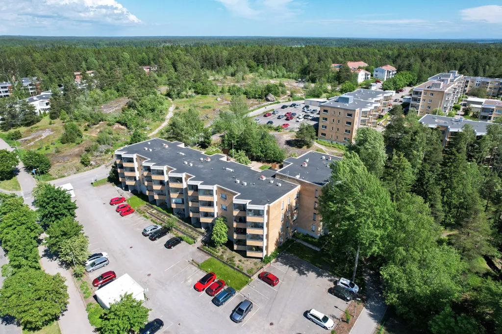 Õhuvaade - Spacious Flat with Balcony in Länsimäki, Vantaa