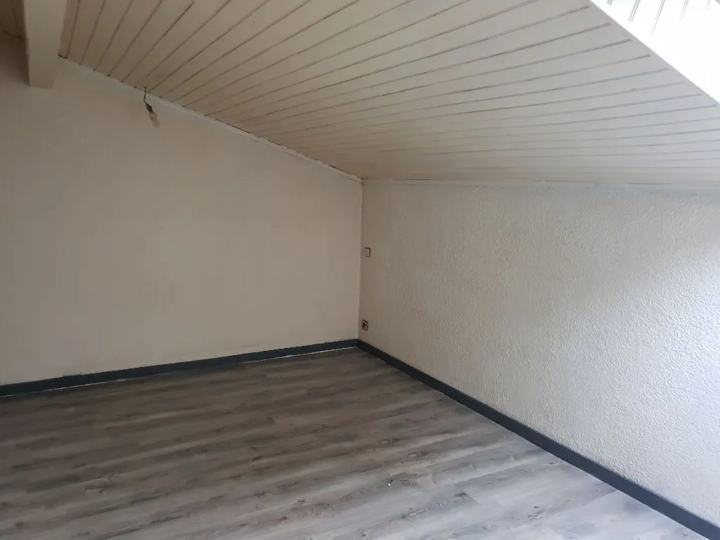 Pièces - Duplex avec Balcon à Biscarrosse