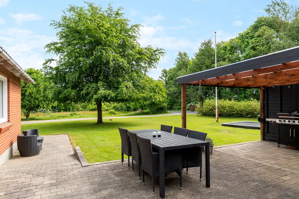 Terrasse - Modern Villa with Extensive Land in Sinding