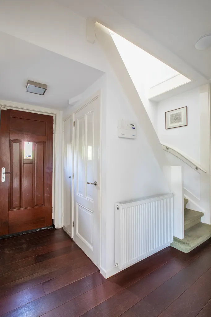 Esik - Semi-detached House with Office Space in Arnhem