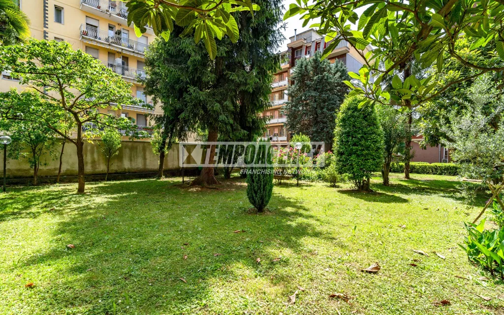 Giardino - Rear-Facing Bilocale with Balcony in Garbagnate Milanese