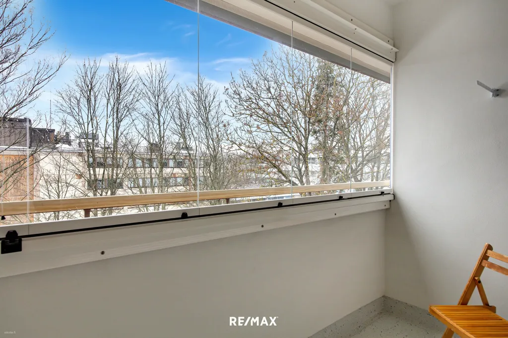 Rõdu - Triangular Apartment with Garden View in Oulunkylä
