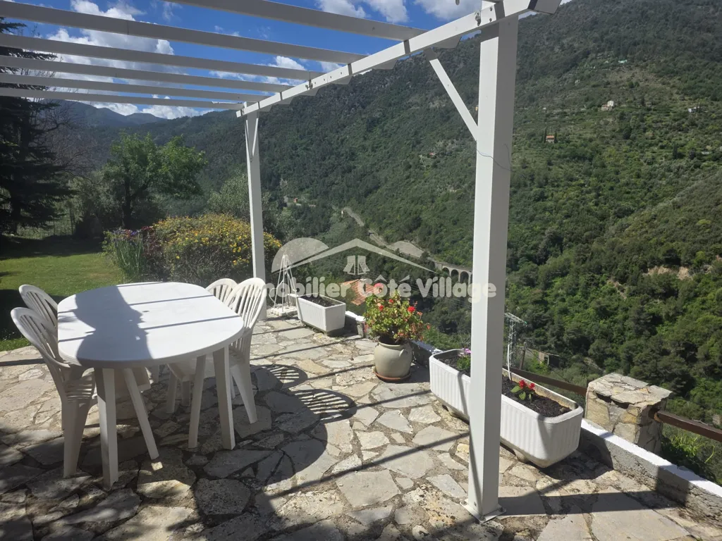 Terrasse - Villa avec Vue Montagne à Breil-sur-Roya