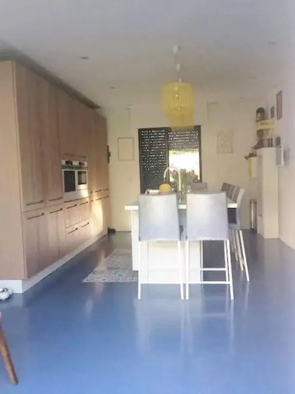 Villa Contemporaine avec Piscine à Mougins