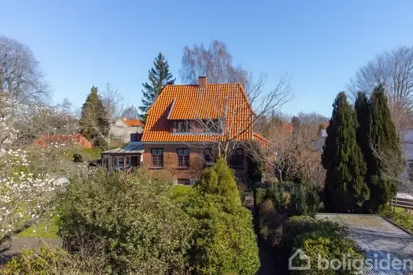 Vue aérienne - Villa with Business Potential in Rungsted Kyst