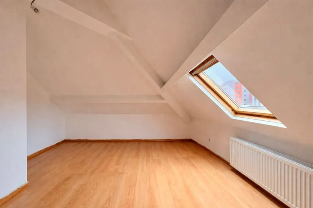 Rooms - Renovated Duplex with Meuse View in Jambes