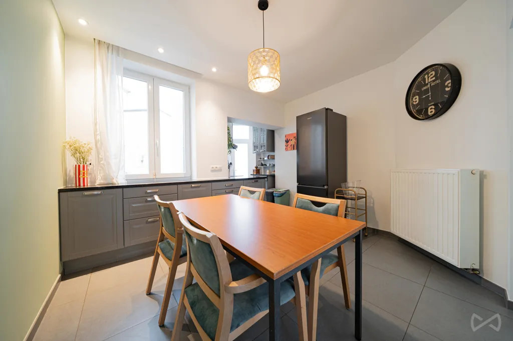 Söögituba - Charming House with Courtyard in Evere