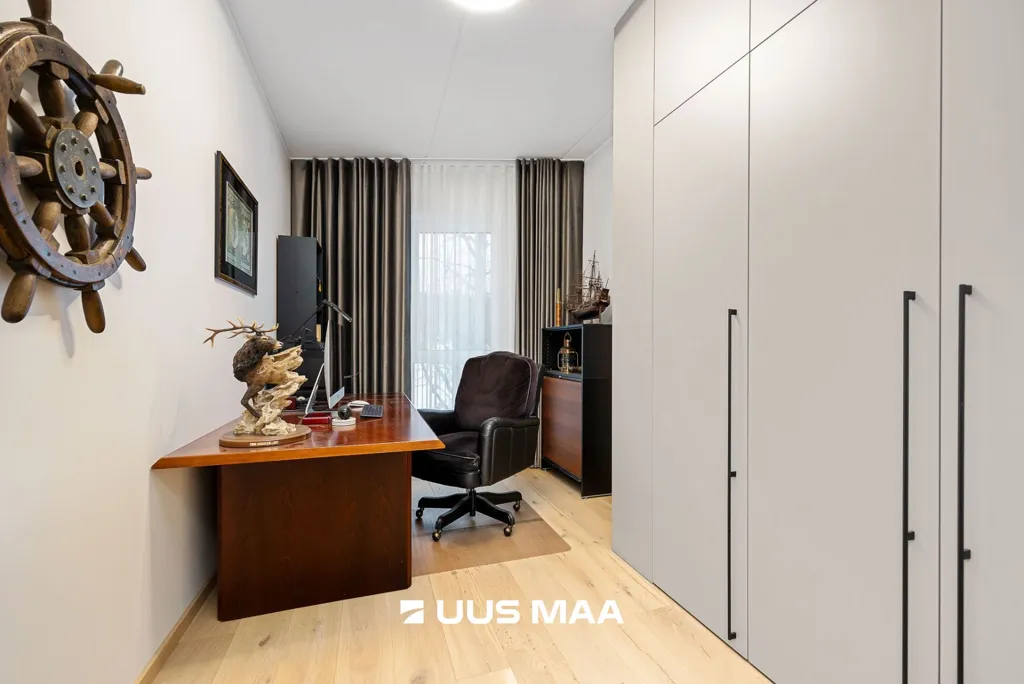 Bureau - New Building Apartment with Park View in Pirita