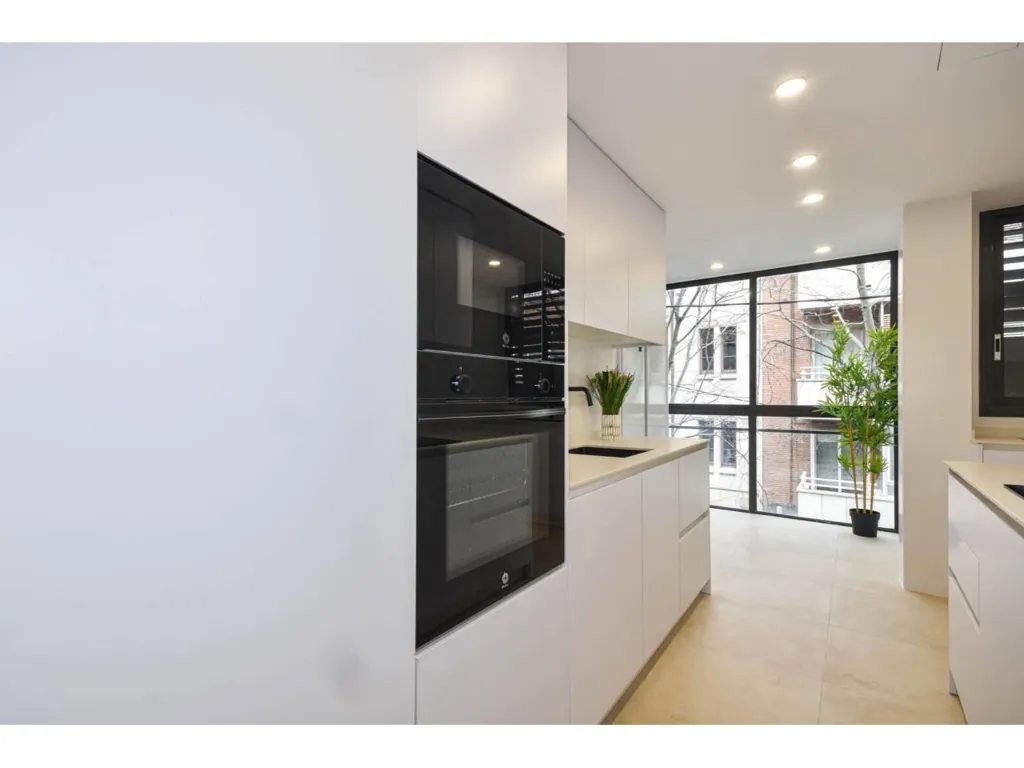 Cuisine - Apartment with Balcony in Sarrià, Barcelona